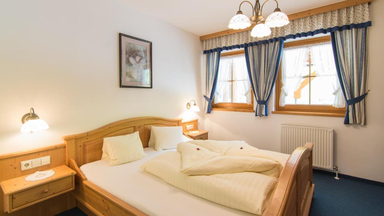 Aparthotel Ederhof Шланитцен Экстерьер фото