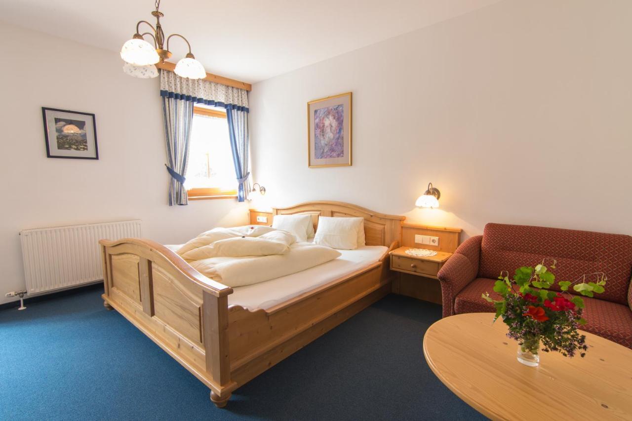 Aparthotel Ederhof Шланитцен Экстерьер фото