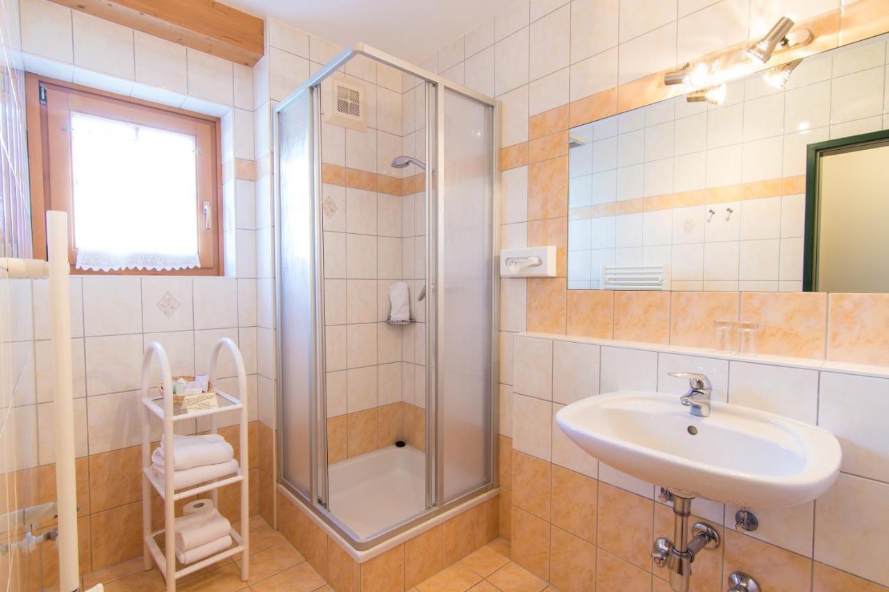 Aparthotel Ederhof Шланитцен Экстерьер фото